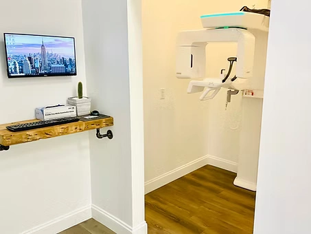 3D dental imaging room with advanced CBCT scanning equipment